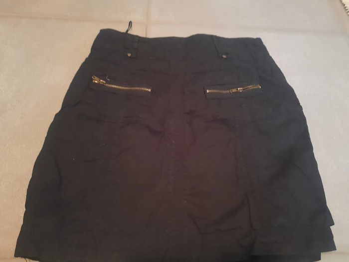 Jupe noire jbc taille 34 - photo numéro 2