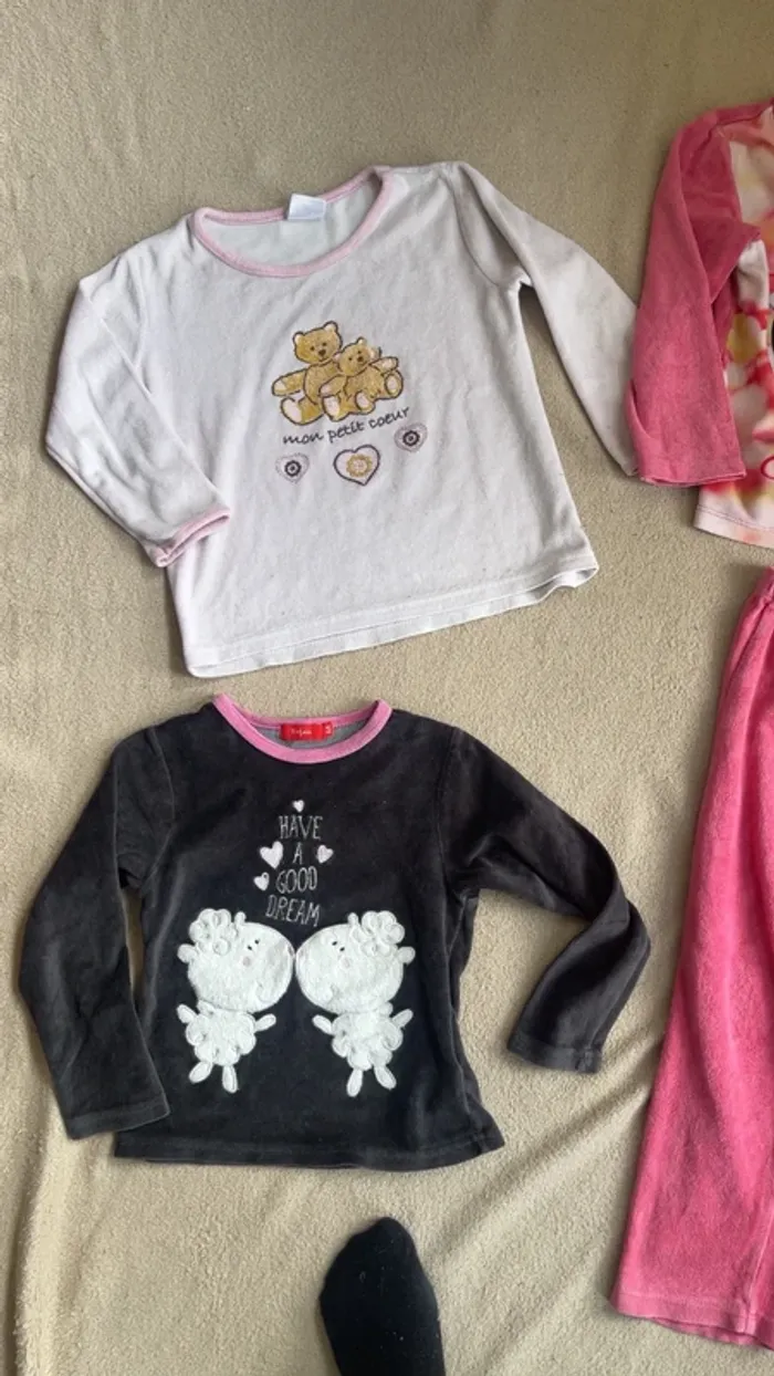 Lot de pyjama 4/5ans - photo numéro 2
