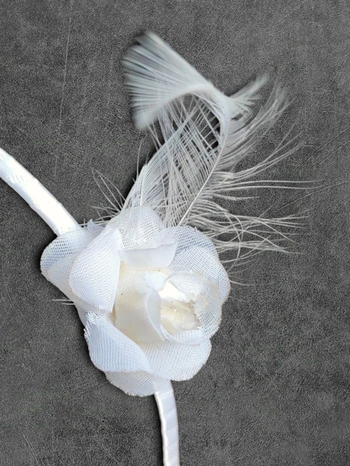 Serre-tête blanc fleur plume paillette / Claire's - photo numéro 2