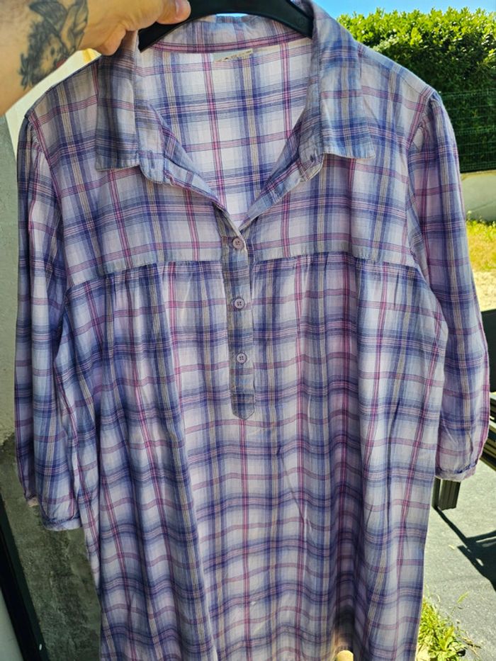 blouse / chemisier carreau violet
Taille 48 - femme - photo numéro 7