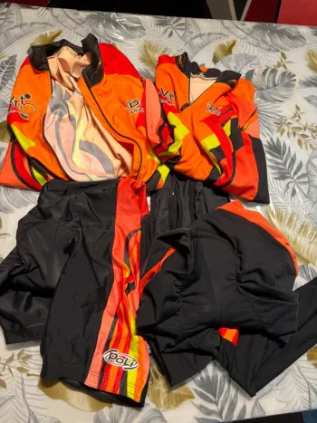 Lot vêtements cyclisme