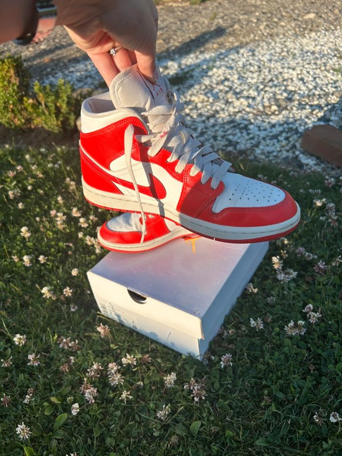 Air Jordan 1 Mid - photo numéro 3