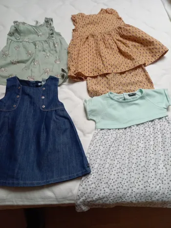 Lot 4 robes été 18 mois