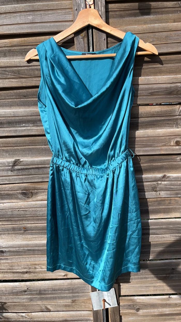 Robe 👗 - photo numéro 2