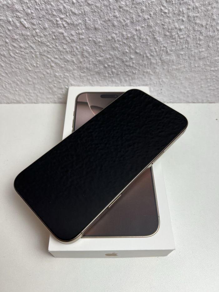 I P h o n e 16 pro Max - photo numéro 3