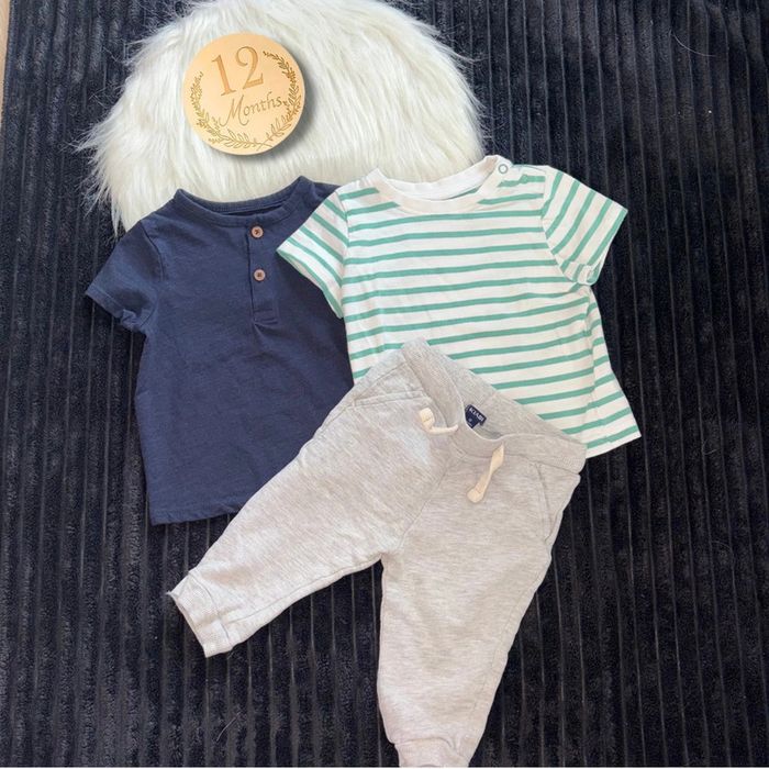 Ensemble 2 t shirt + pantalon