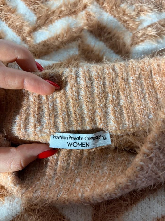 🧡 Pull doudou à motifs – Taille XL (Fashion Private Company - photo numéro 3