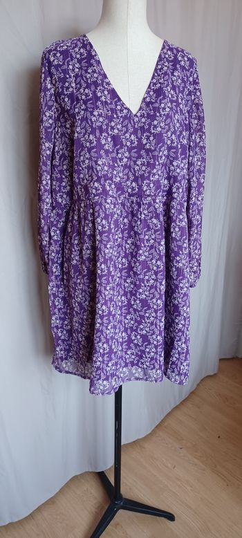 Très jolie robe femme T fr XL eur 46/48