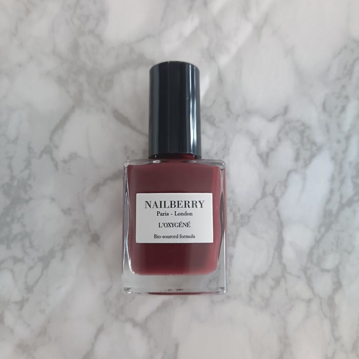 Nailberry Grateful vernis à ongles oxygéné bordeaux 10mL - photo numéro 2