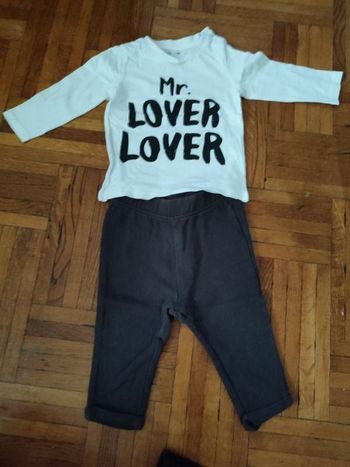 Tenue taille 12 mois