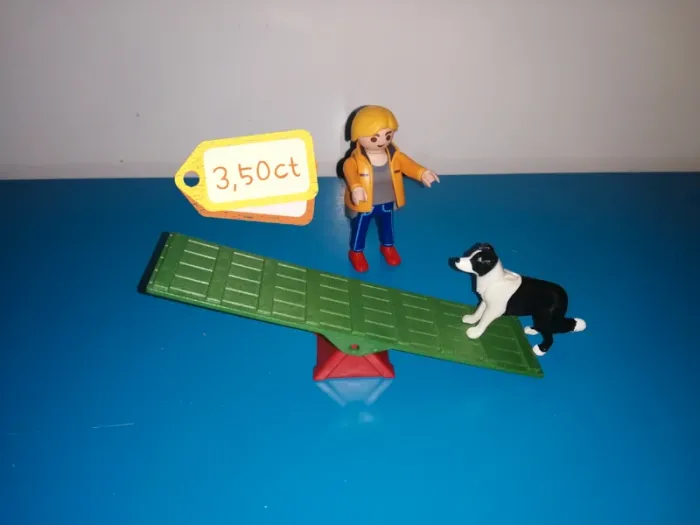 Thème* personnage & animaux / dresseur de chiens - photo numéro 3