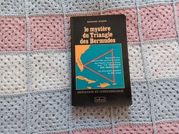 Livre le triangle des bermudes
