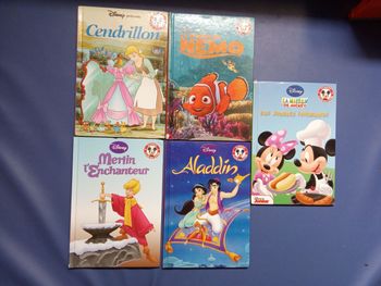 Livres disney, différents titres, mickey club du livre ,