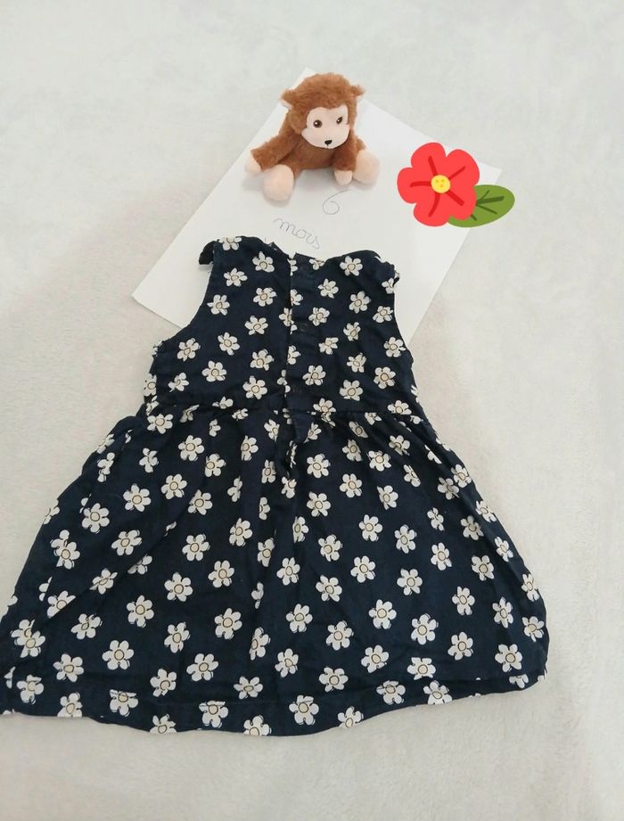 Robe. - photo numéro 2