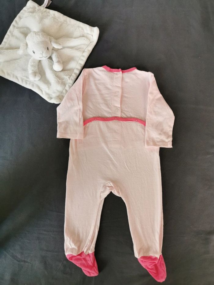 Pyjama 6 mois - photo numéro 3