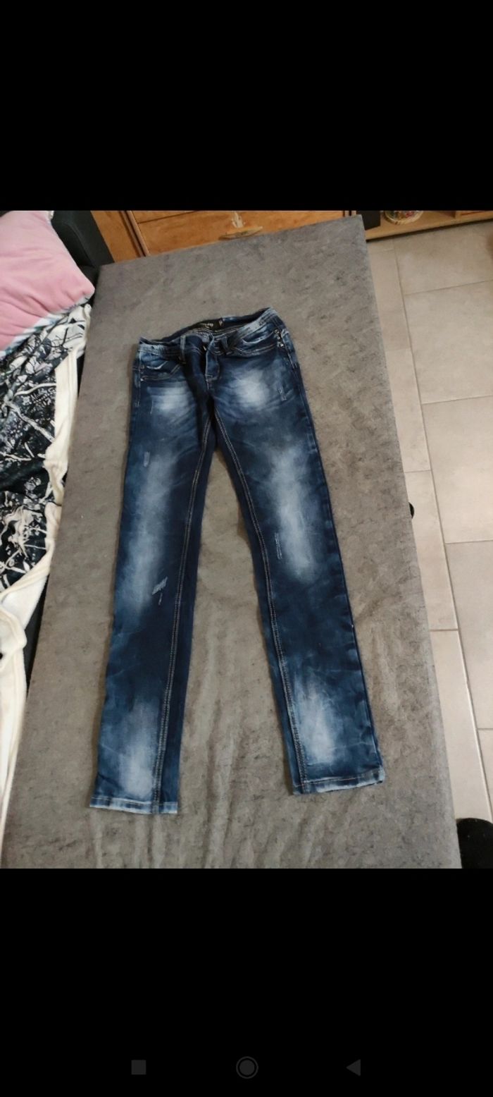 Jeans femme New play taille 36 Neuf jamais porté