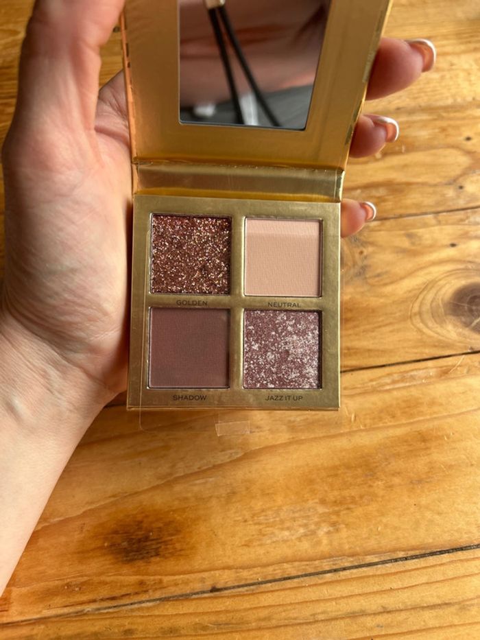 Palette de fards neuve - photo numéro 4