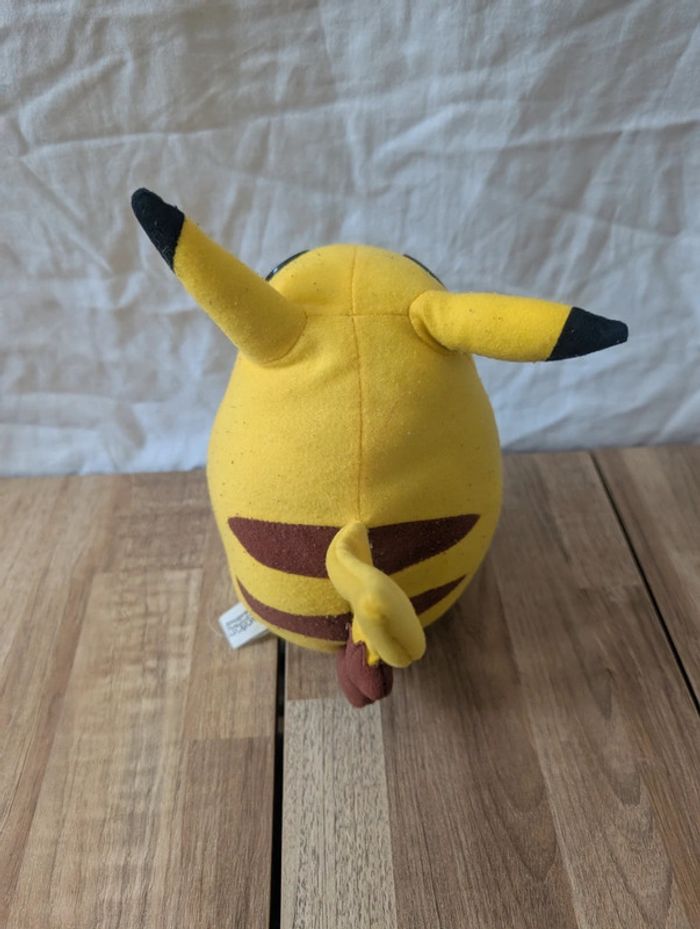 Peluche Pikachu - photo numéro 3