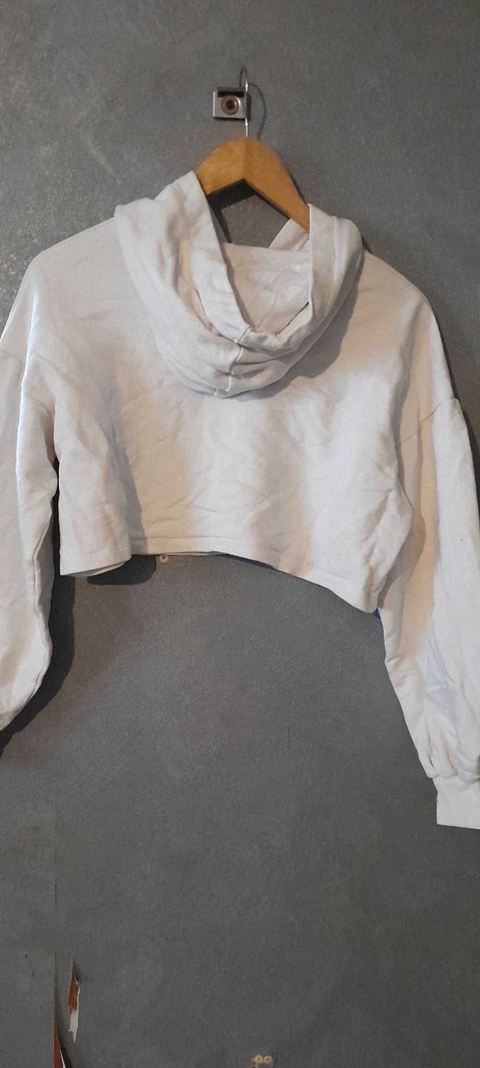 Pull cour à capuche - photo numéro 2