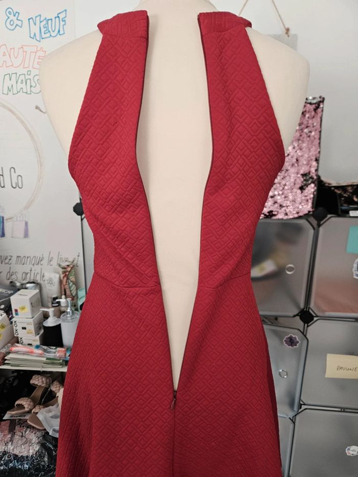 Robe rouge parfait état 36 manches américaines New Look #lora11femme36 - photo numéro 3