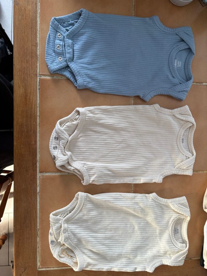 Gros lot de 87 vêtements bébé garçon - photo numéro 7