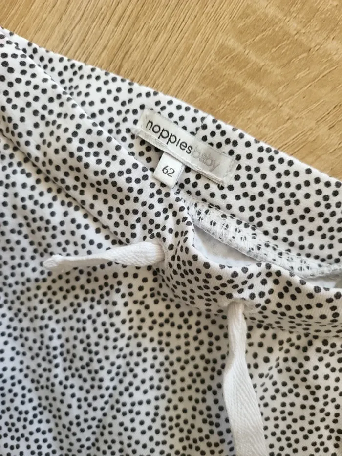 Lot 2 legging 3/6 mois - photo numéro 2