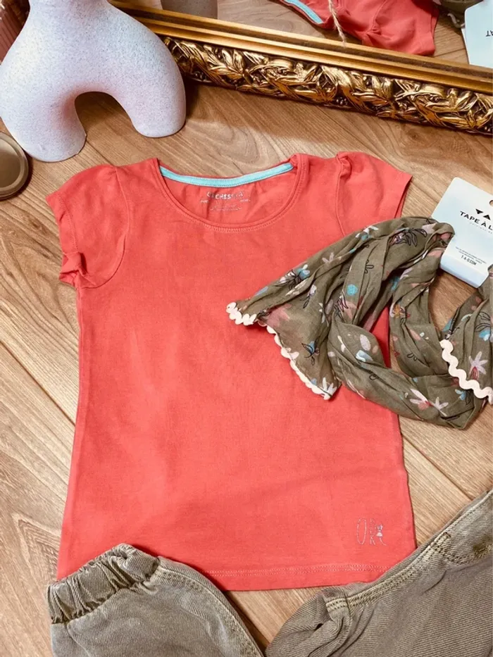 Taille 5 ans tenue 3p fille multimarque corail et kaki * fleurs * 🩷 - photo numéro 2