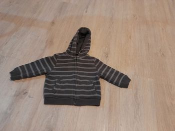 Sweat à capuches 12 mois
