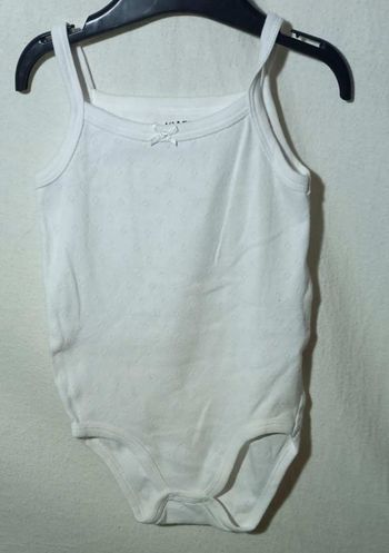Body blanc sans manche Kiabi