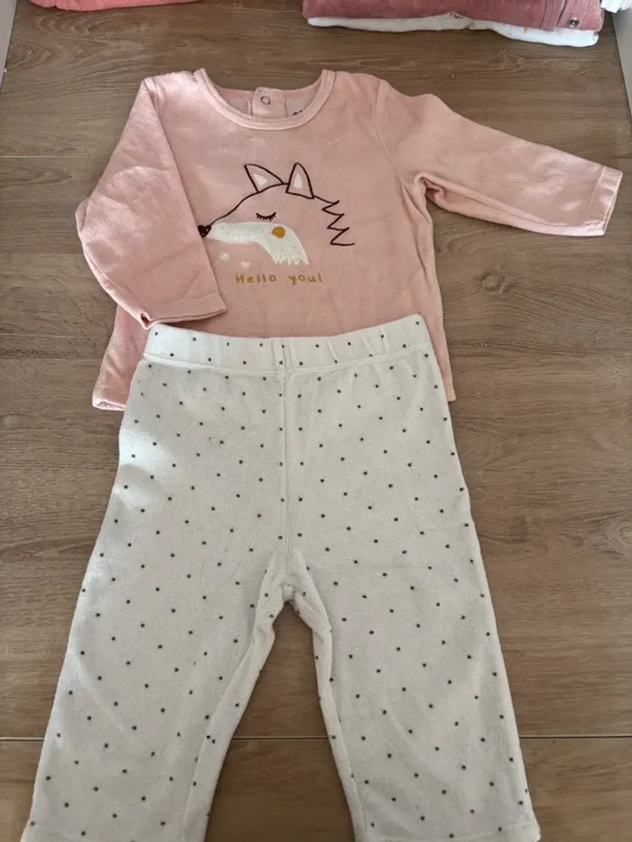 Pyjama 2 pièces bébé fille 12mois