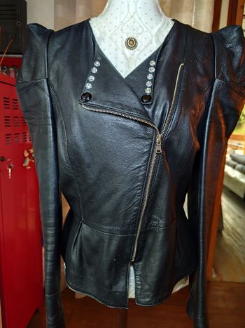 Veste cintrée en cuir  Carla Ferreri du XL