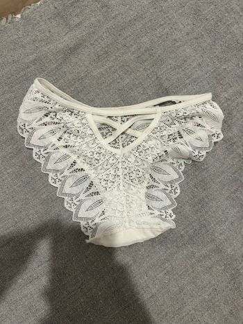 Tanga blanc dentelle