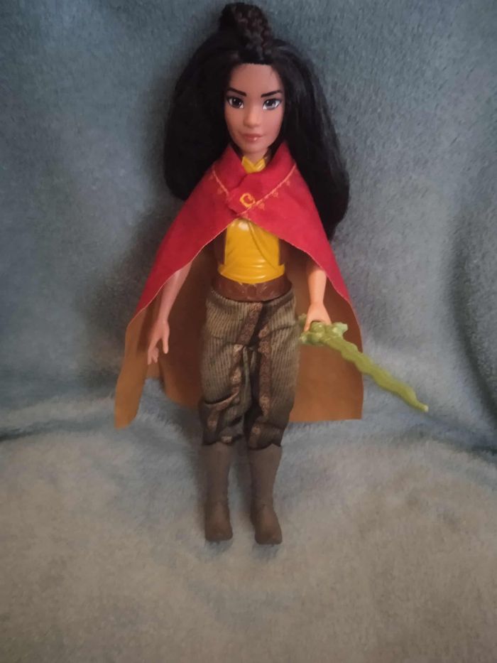 Lot de barbie raya - photo numéro 2