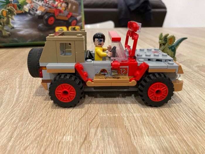 Lego 76958 Jurassic Park - photo numéro 4