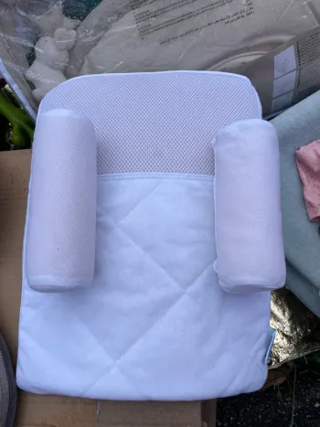 Coussin réducteur et légèrement élévateur bébé