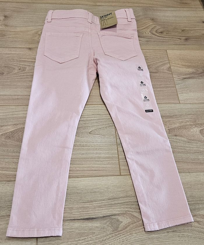Pantalon rose neuf  fille - Taille 6 ans - photo numéro 2