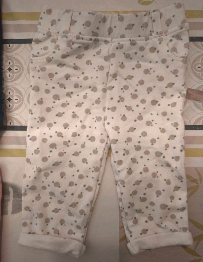 Pantalon 3 mois - photo numéro 4