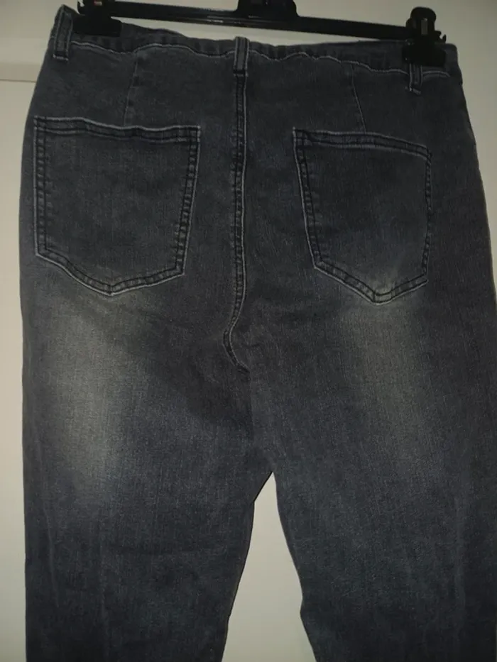Jeans troués Shein - photo numéro 6