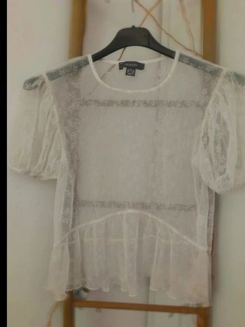 Top ample dentelle