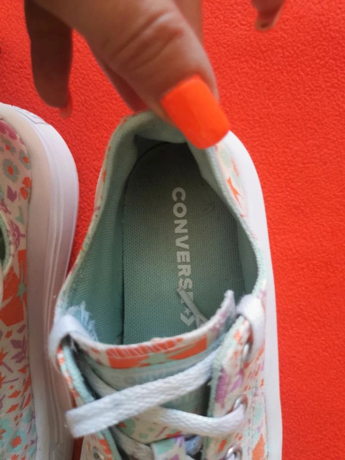 Sneakers Converse basses taille 34 - photo numéro 7
