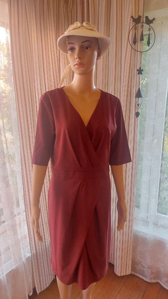 Robe Bordeaux  Sisley taille L
