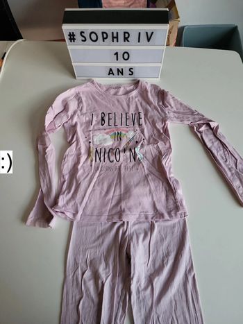 Pyjama long rose licorne 10 ans