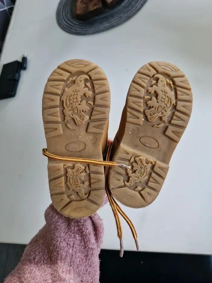 Chaussures montante fourrée 28 - photo numéro 5