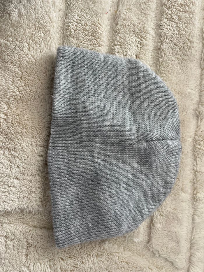Lot 2 bonnet hiver bébé 0/6 mois - photo numéro 4