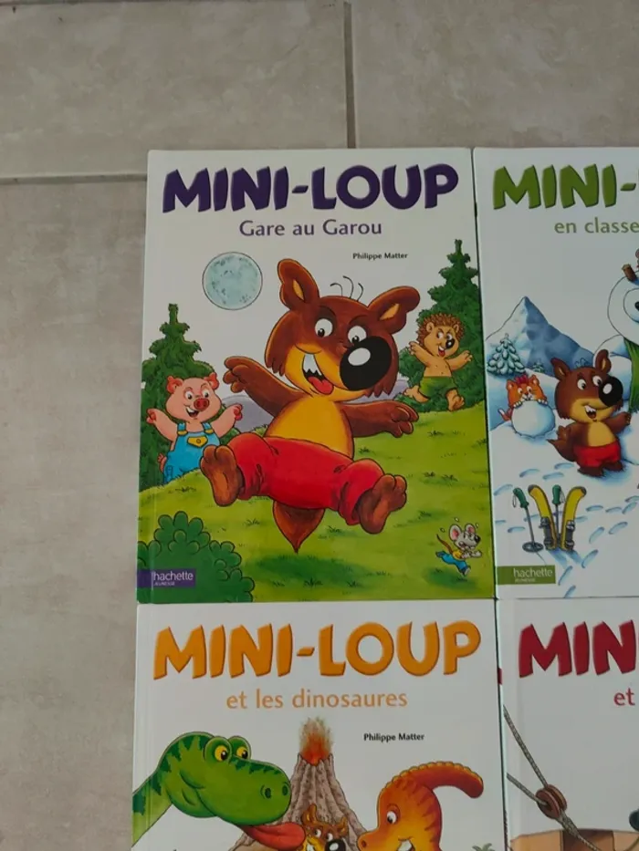 Lot 7 livres Mini Loup - photo numéro 5