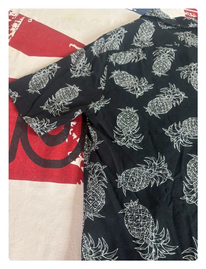 Chemise col V H&M motif ananas taille S/M - photo numéro 11