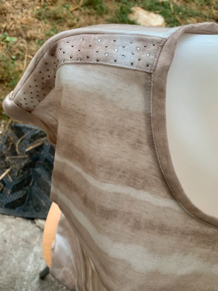 Teeshirt Armand Thierry taille 40 beige - photo numéro 3