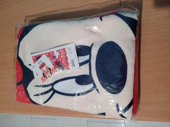 serviette de bain MINNIE Disney neuve