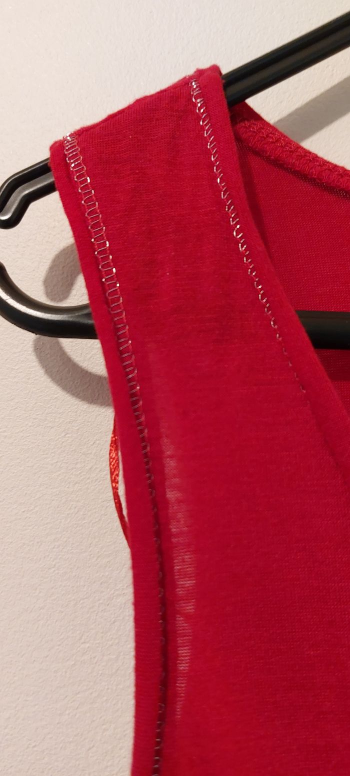 Robe rouge neuve - photo numéro 4