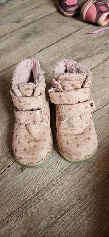 Chaussure  taille 24